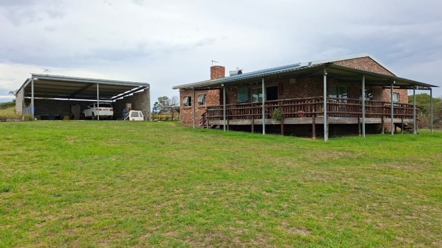 8 Bedroom Property for Sale in Meisies Halt Eastern Cape